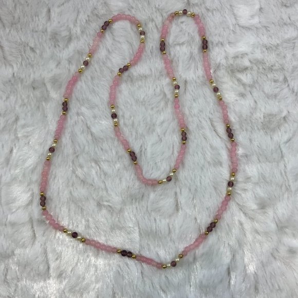 Dainty little beaded necklace - Picture 5 of 5